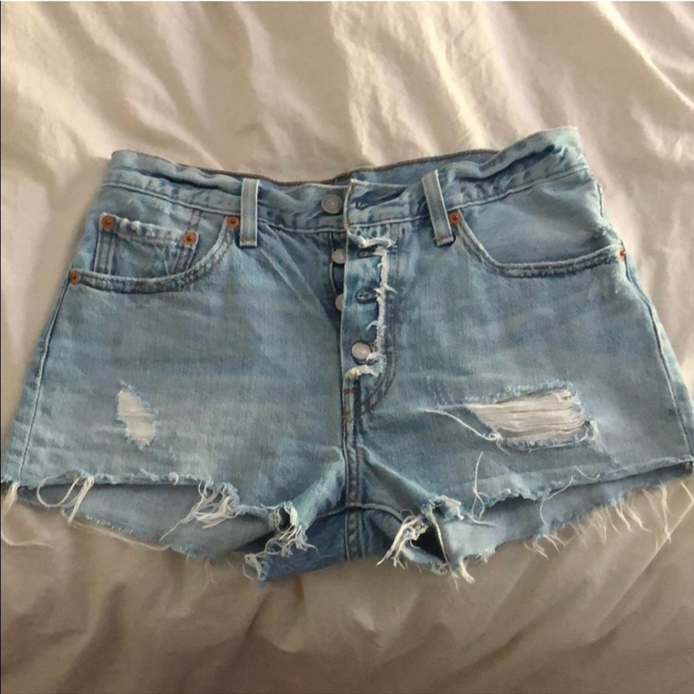 Levi’s 501 cutoffs
